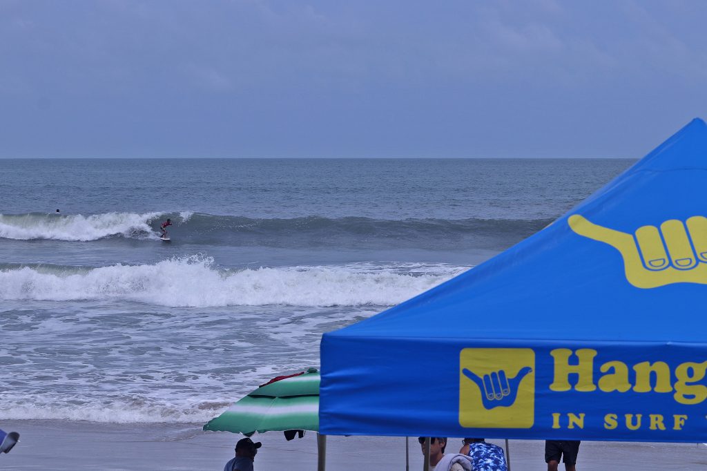 Evento acontece na Praia de Camburi, São Sebastião (SP).