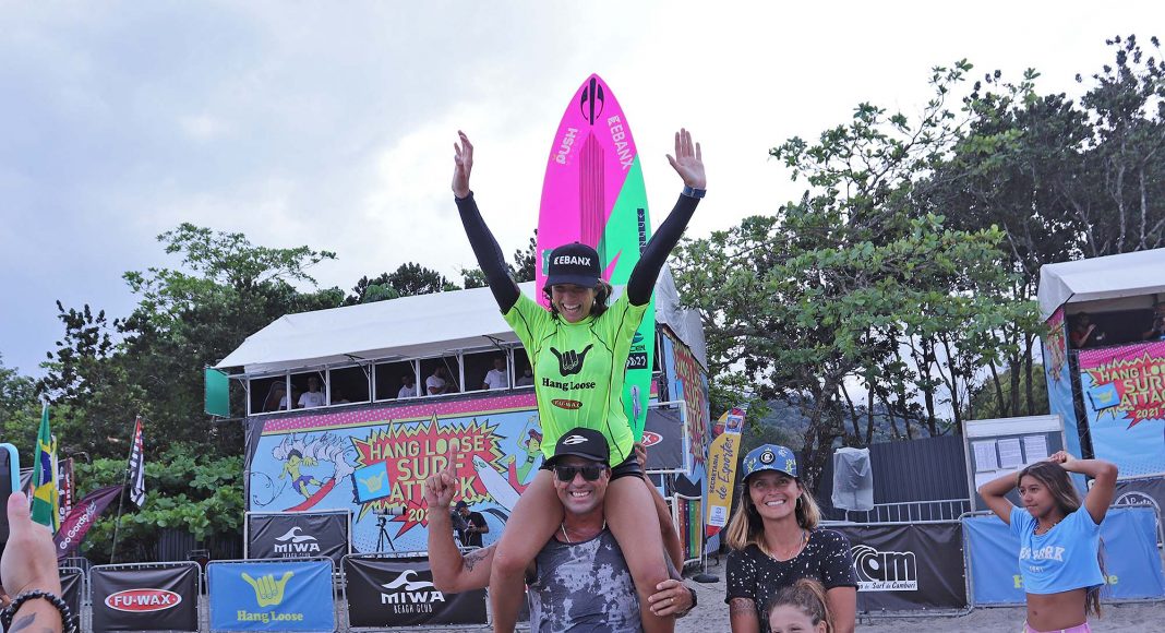 Luara Mandelli, Hang Loose Surf Attack 2021, Praia de Camburi, São Sebastião (SP). Foto: Munir El Hage.