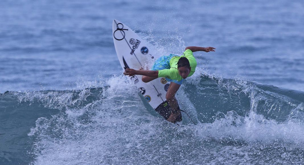 Michel Demetrio, Hang Loose Surf Attack 2021, Praia de Camburi, São Sebastião (SP). Foto: Munir El Hage.