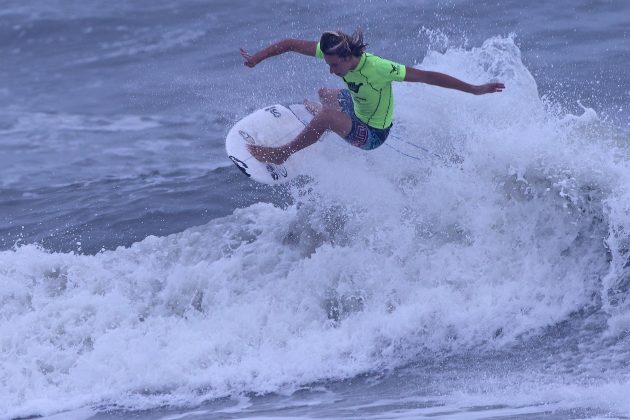 Ryan Kainalo, Hang Loose Surf Attack, Praia de Camburi, São Sebastião (SP). Foto: Munir El Hage.