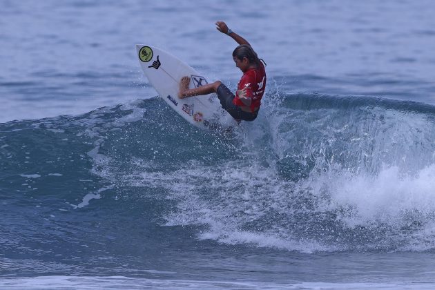 Vini Palma, Hang Loose Surf Attack 2021, Praia de Camburi, São Sebastião (SP). Foto: Munir El Hage.