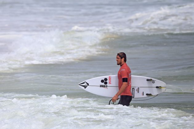 João Chianca, Saquarema Surf Festival 2021, Praia de Itaúna (RJ). Foto: Tony D´Andrea.