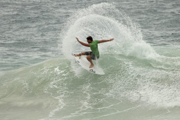 Santiago Muniz, LayBack Pro Praia Mole 2021. Foto: Douglas Cominski.