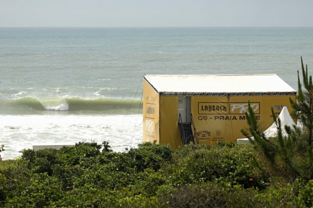 Praia Mole, Billabong apresenta LayBack Pro 2021, Praia Mole, Florianópolis (SC). Foto: Douglas Cominski.
