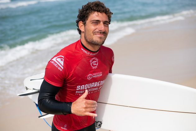 Alonso Correa, Saquarema Surf Festival 2021, Praia de Itaúna (RJ). Foto: Thiago Diz.