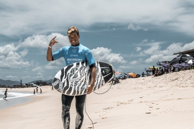 Daniel Adisaka, Saquarema Surf Festival 2021, Praia de Itaúna (RJ). Foto: Thiago Diz.