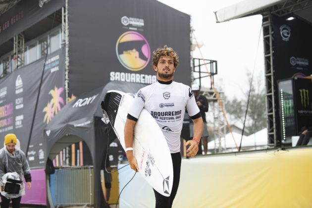 João Chianca, Saquarema Surf Festival 2021, Praia de Itaúna (RJ). Foto: Thiago Diz.