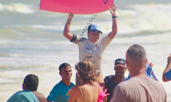 Neymara Carvalho conquista campeonato brasileiro.