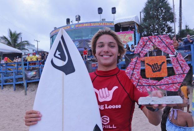Gabriel Klaussner, Hang Loose Surf Attack 2021, Praia do Tombo, Guarujá (SP). Foto: Munir El Hage.