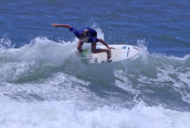 Gabrielly Vasque, Hang Loose Surf Attack 2021, Praia do Tombo, Guarujá (SP). Foto: Munir El Hage.