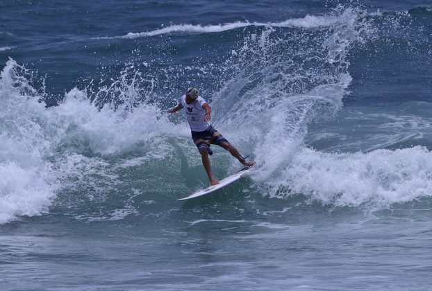 Kaio Lucas, Hang Loose Surf Attack 2021, Praia do Tombo, Guarujá (SP). Foto: Munir El Hage.