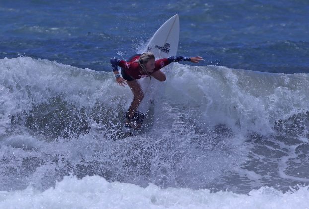 Naire Marquez, Hang Loose Surf Attack 2021, Praia do Tombo, Guarujá (SP). Foto: Munir El Hage.