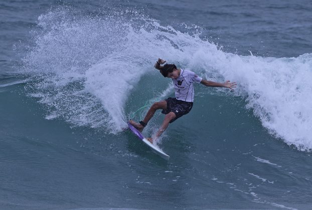 Noa Danucalov, Hang Loose Surf Attack 2021, Praia do Tombo, Guarujá (SP). Foto: Munir El Hage.