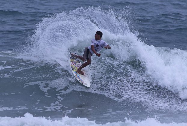 Rayan Fadul, Hang Loose Surf Attack 2021, Praia do Tombo, Guarujá (SP). Foto: Munir El Hage.