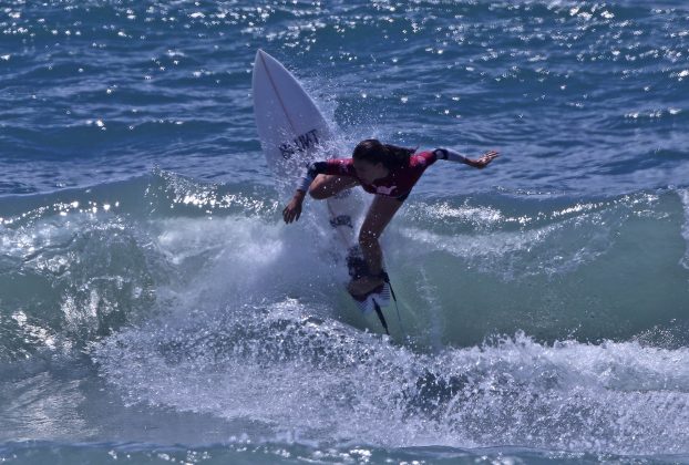 Sophia Gonçalves, Hang Loose Surf Attack 2021, Praia do Tombo, Guarujá (SP). Foto: Munir El Hage.