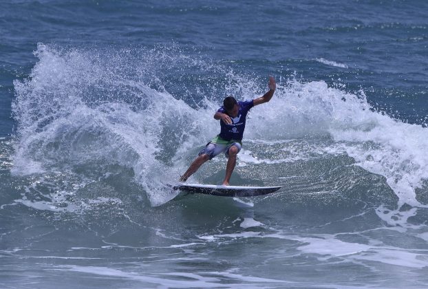 Tierres Alves, Hang Loose Surf Attack 2021, Praia do Tombo, Guarujá (SP). Foto: Munir El Hage.