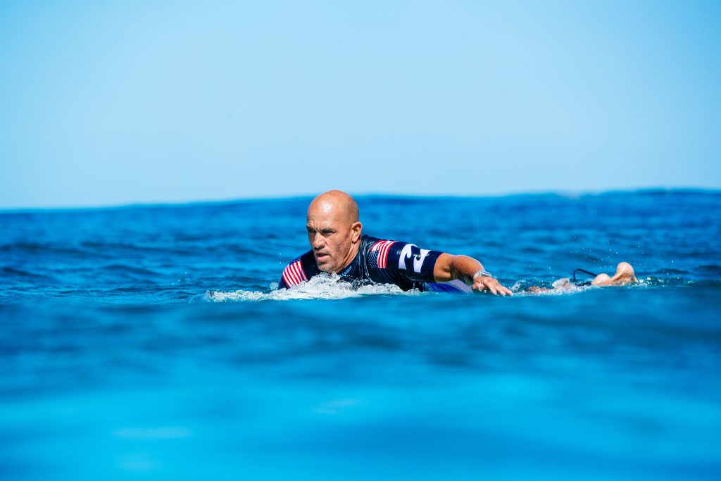 Kelly Slater é o surfista mais velho a vencer uma etapa do Mundial em Pipeline.