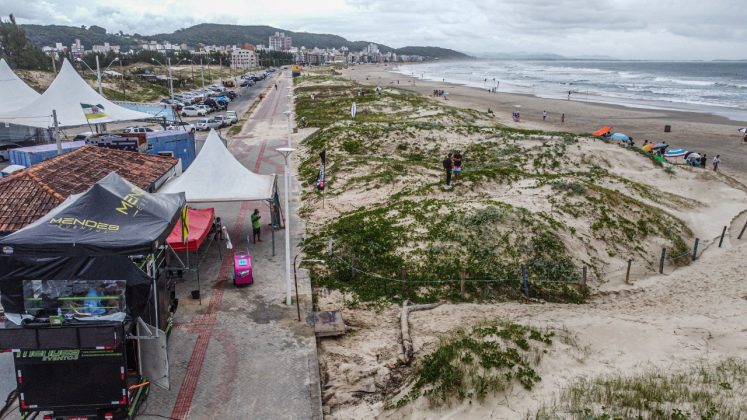 Vista aérea, Circuito Lagunense Inter Associações 2021, Molhes de Laguna (SC). Foto: Francisco Oliveira.