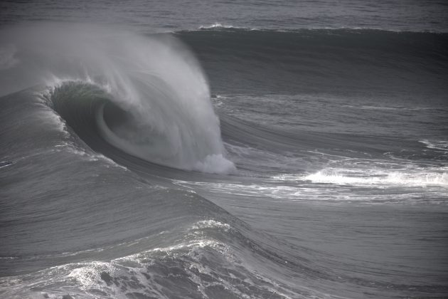 Nazaré, Nazaré Tow Surfing Challenge, Portugal. Foto: Duda Hawaii.