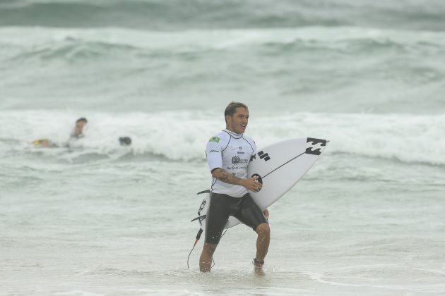 Lucas Vicente, Fecasurf apresenta Costão Pro 2021, praia do Santinho, Florianópolis (SC). Foto: Marcio David.