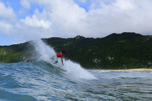 Roberto Araki, LayBack Pro 2022, Praia Mole, Florianópolis. Foto: Márcio David.