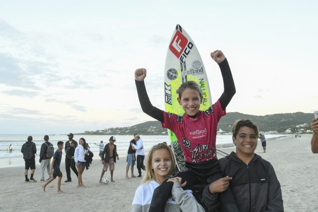 Caua Demski - Sub10 02, Surfland Brasil apresenta Circuito Surf Talentos Oceano 2022, Garopaba (SC). Foto: Marcio David.