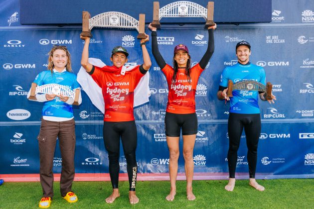 Nikki Van Dijk  Rio Waida,  Teresa Bonvalot e Ryan Callinan, Sydney Surf Pro 2022, Manly Beach, New South Wales, Austrália. Foto: WSL / Dunbar.