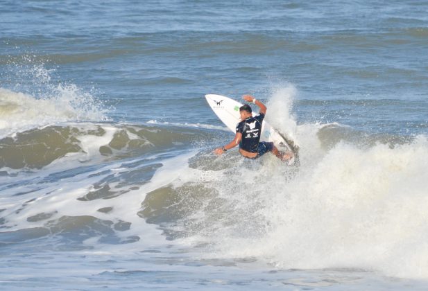 Matheus Neves, Hang Loose Surf Attack 2022, Plataforma de Pesca, Mongaguá (SP). Foto: Eric Medalha.