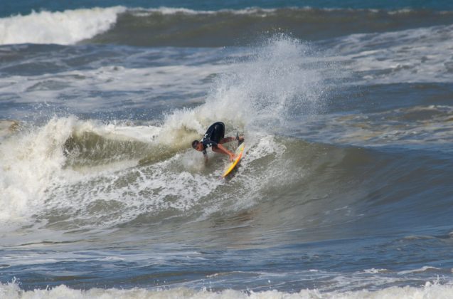 Ryan Araujo, Hang Loose Surf Attack 2022, Plataforma de Pesca, Mongaguá (SP). Foto: Eric Medalha.