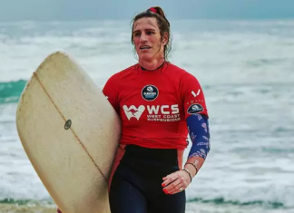 Surfista trans vence na Austrália