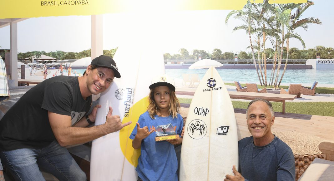 Sub 8 Mista - Campeão Rafael Acom, Surfland Brasil apresenta Circuito Surf Talentos Oceano 2022, Garopaba (SC). Foto: Marcio David.