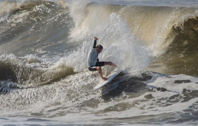 Yuri Barros, Hang Loose Surf Attack 2022, Plataforma de Pesca, Mongaguá (SP). Foto: Eric Medalha.