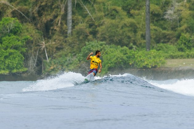 Filipe Toledo, Pro G-Land 2022, Java, Indonésia. Foto: WSL / Matt Dunbar.