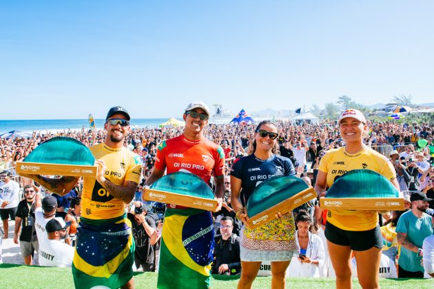 Filipe Toledo, Samuel Pupo, Johanne Defay e Carissa Moore, Rio Pro 2022, Itaúna, Saquarema (RJ). Foto: WSL / Thiago Diz.