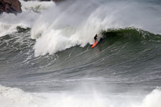 Kalani Lattanzi, Itacoatiara Big Wave 2022, Niterói (RJ). Foto: Tony D´Andrea.