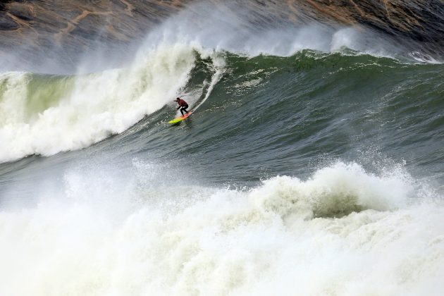 Marcos Monteiro, Itacoatiara Big Wave 2022, Niterói (RJ). Foto: Tony D´Andrea.