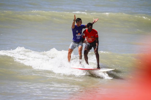 Alessandro Mendez e Romualdo Nascimento, CBSurf Longboard Sup Wave, Praia de Intermares, Cabedelo (PB). Foto: Damangar / ANS.