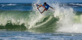 Surfista resgatado em Saquarema