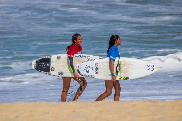 Paloma Olivero e Sofia Tinoco, Maricá Surf Pro AM 2022, Jaconé, Maricá (RJ). Foto: Gleyson Silva.