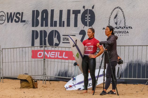 Bettylou Sakura Johnson, Ballito Pro 2022, Willard Beach, KwaZulu-Natal, África do Sul. Foto: WSL / Pierre Tostee.