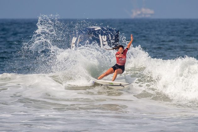 Bettylou Sakura Johnson, US Open of Surfing 2022, Huntington Beach, Califórnia (EUA). Foto: WSL / Morris.