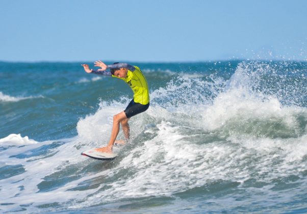Daniel Duarte, Hangloose Surf Attack 2022, Praia do Tombo, Guarujá (SP). Foto: Erik Medalha.