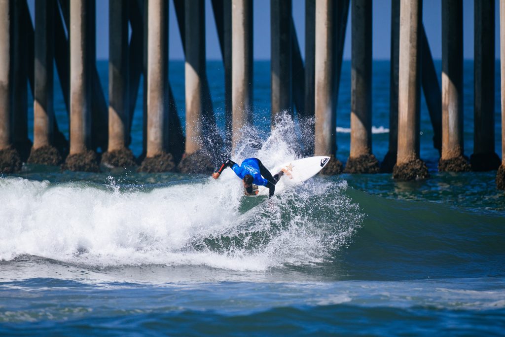 Evan Geiselman está nas semifinais do US Open of Surfing 2022.