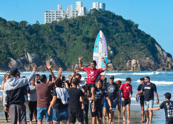 Hangloose Surf Attack 2022, Praia do Tombo, Guarujá (SP). Foto: Erik Medalha.
