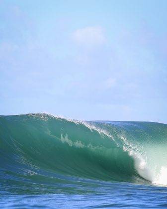 Willyam Santana, Itacoatiara Big Wave 2022, Ilha Mãe, Niterói (RJ). Foto: Tony D'Andrea.