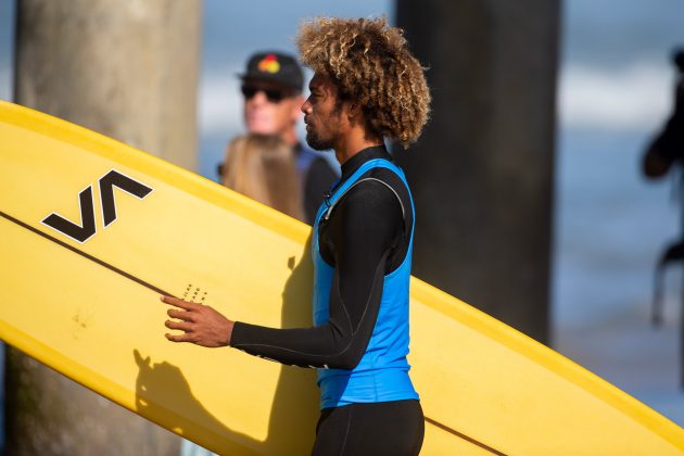Kaniela Stewart, US Open of Surfing 2022, Huntington Beach, Califórnia (EUA). Foto: WSL / Morris.