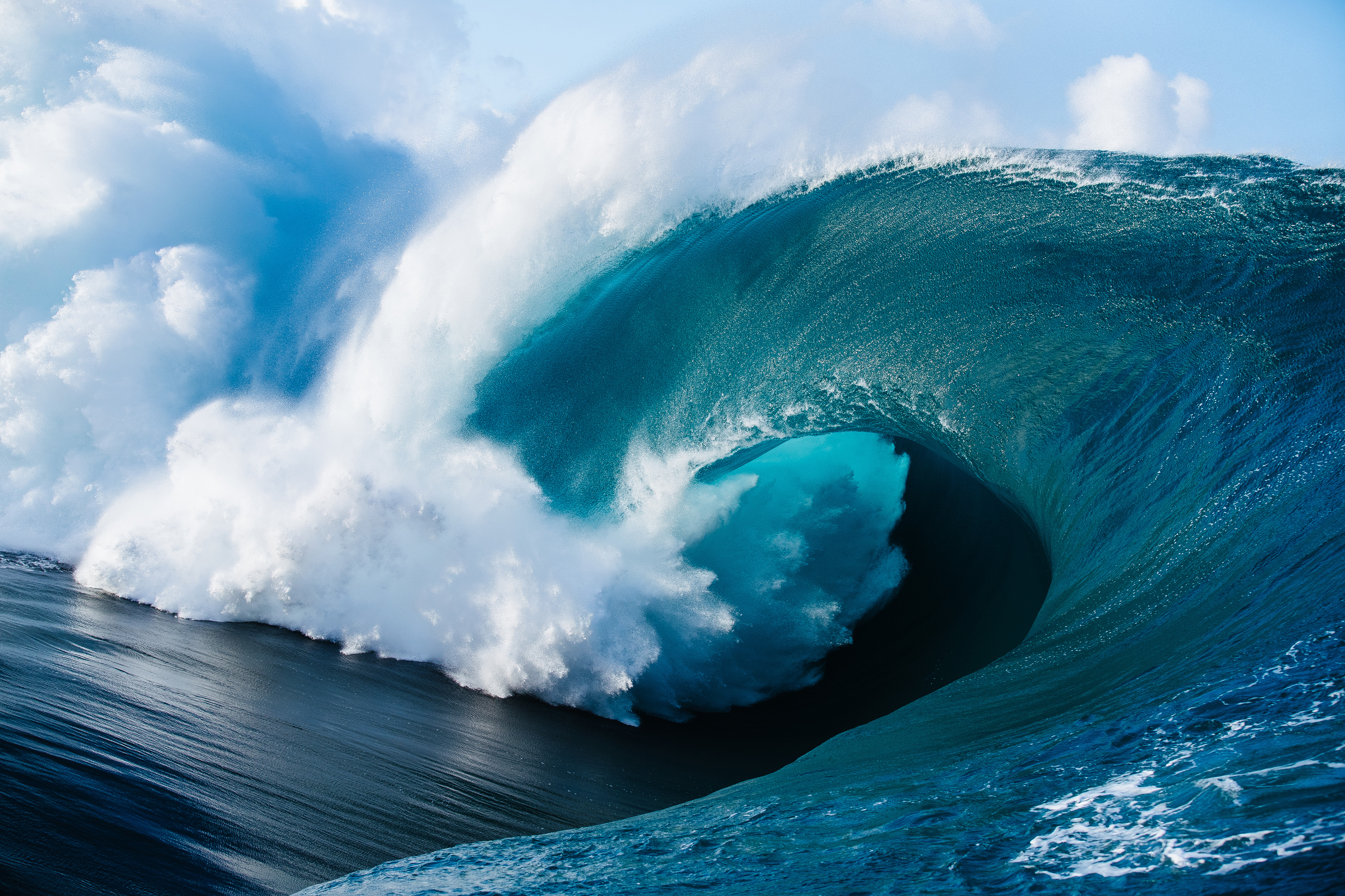 Teahupoo deve mostrar sua força durante o Tahiti Pro.