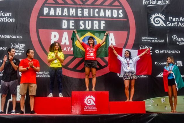 Longboard Feminino, PASA Games Panamá 2022, Playa Venao. Foto: Michael Tweddle.