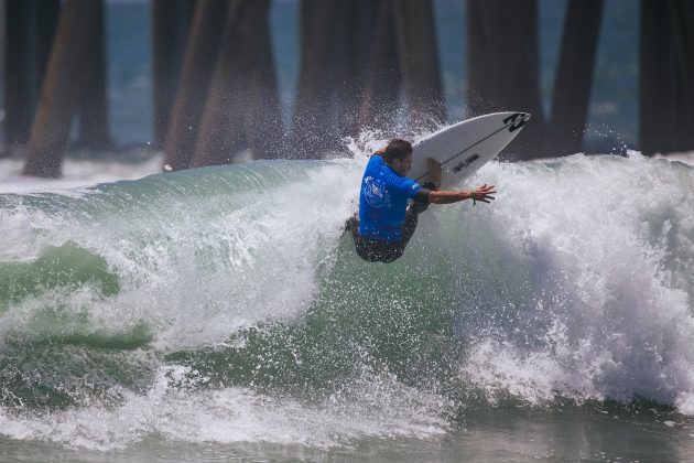 Ryan Callinan, US Open of Surfing 2022, Huntington Beach, Califórnia (EUA). Foto: WSL / Beatriz Ryder.