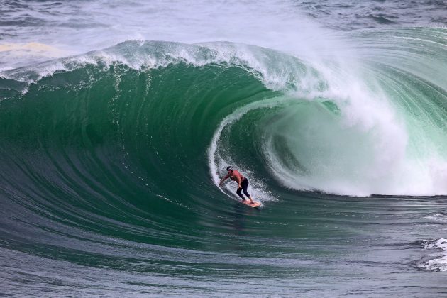 Gutemberg Goulart, Itacoatiara Big Wave 2022, Laje do Shock, Niterói (RJ). Foto: Tony D'Andrea.